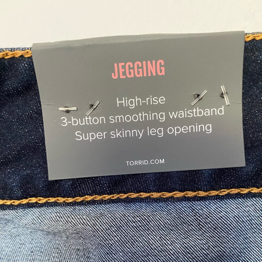 New - Picture 4 of 7